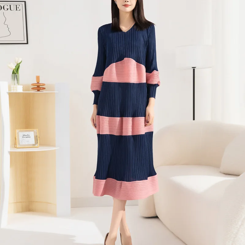 Miyake Pleated Dress Women 2023 New Fashion High-End Loose Big Yards Color Matching V-neck Patchwork Puff Sleeve Midi Dresses