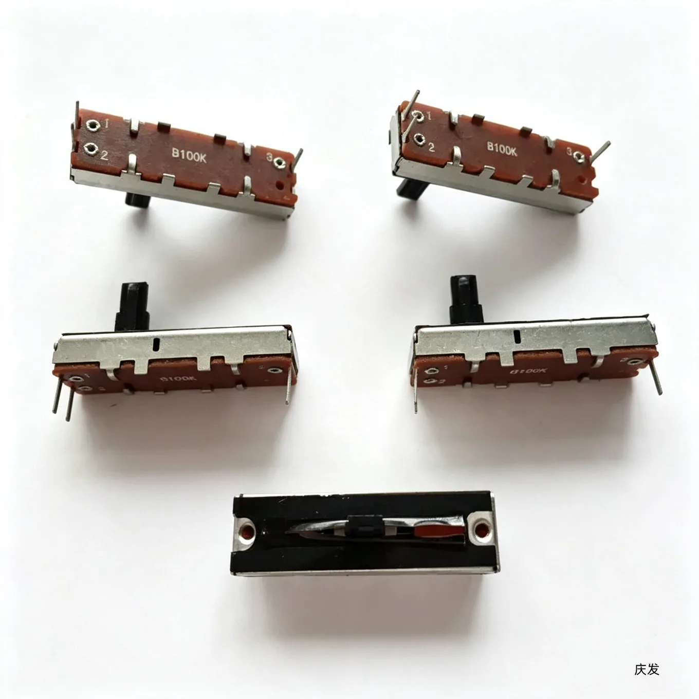 Original New Sliding Potentiometer 35MM Stroke 25MM Push-Pull Potentiometer B100K Mixing Console Pusher With Midpoint (SWITCH)