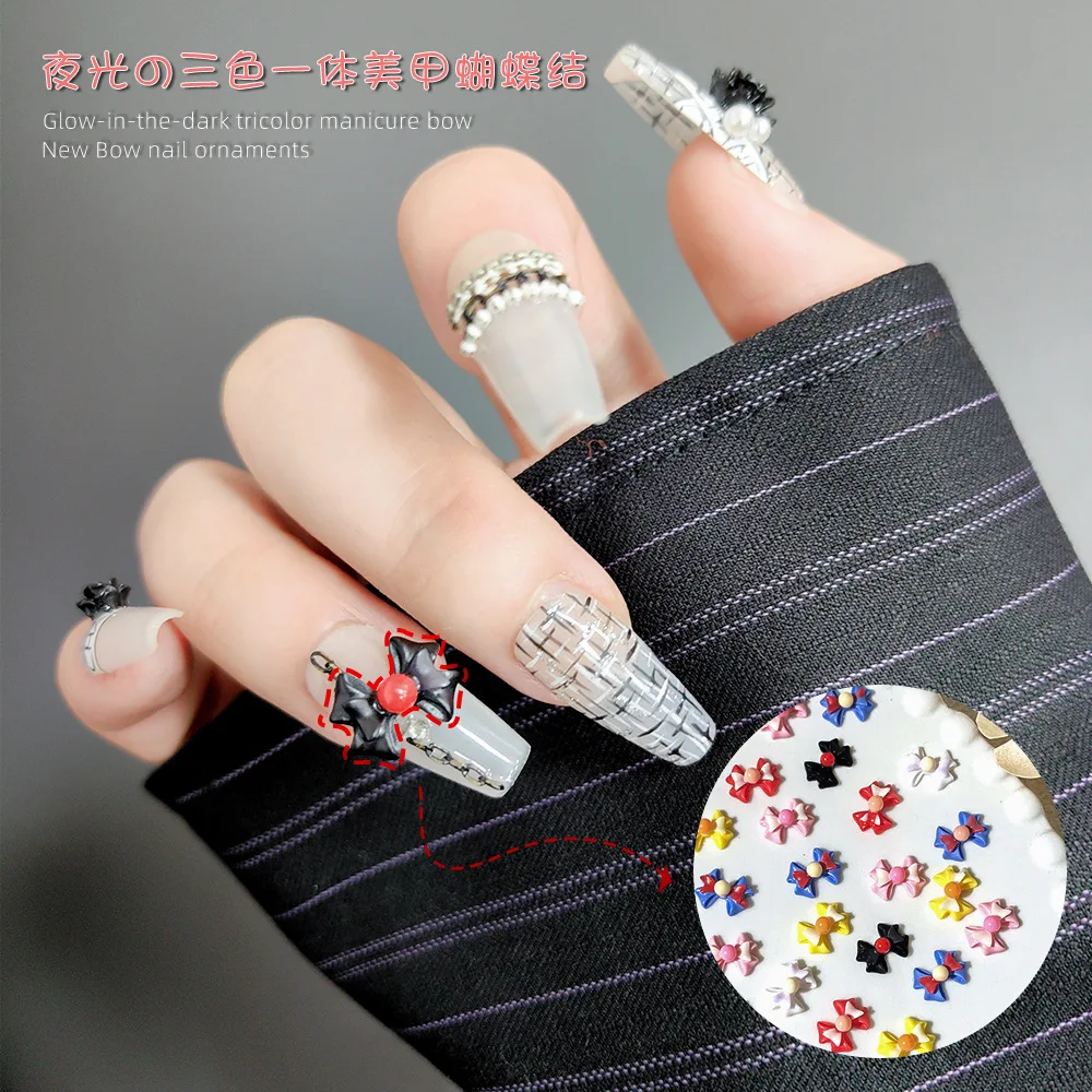 야광 3D 송진 참, 혼합 색상 나비, 카와이 네일 아트 라인석 액세서리 용품, 어둠 속에서 빛나는 ZCF140 #, 50 개