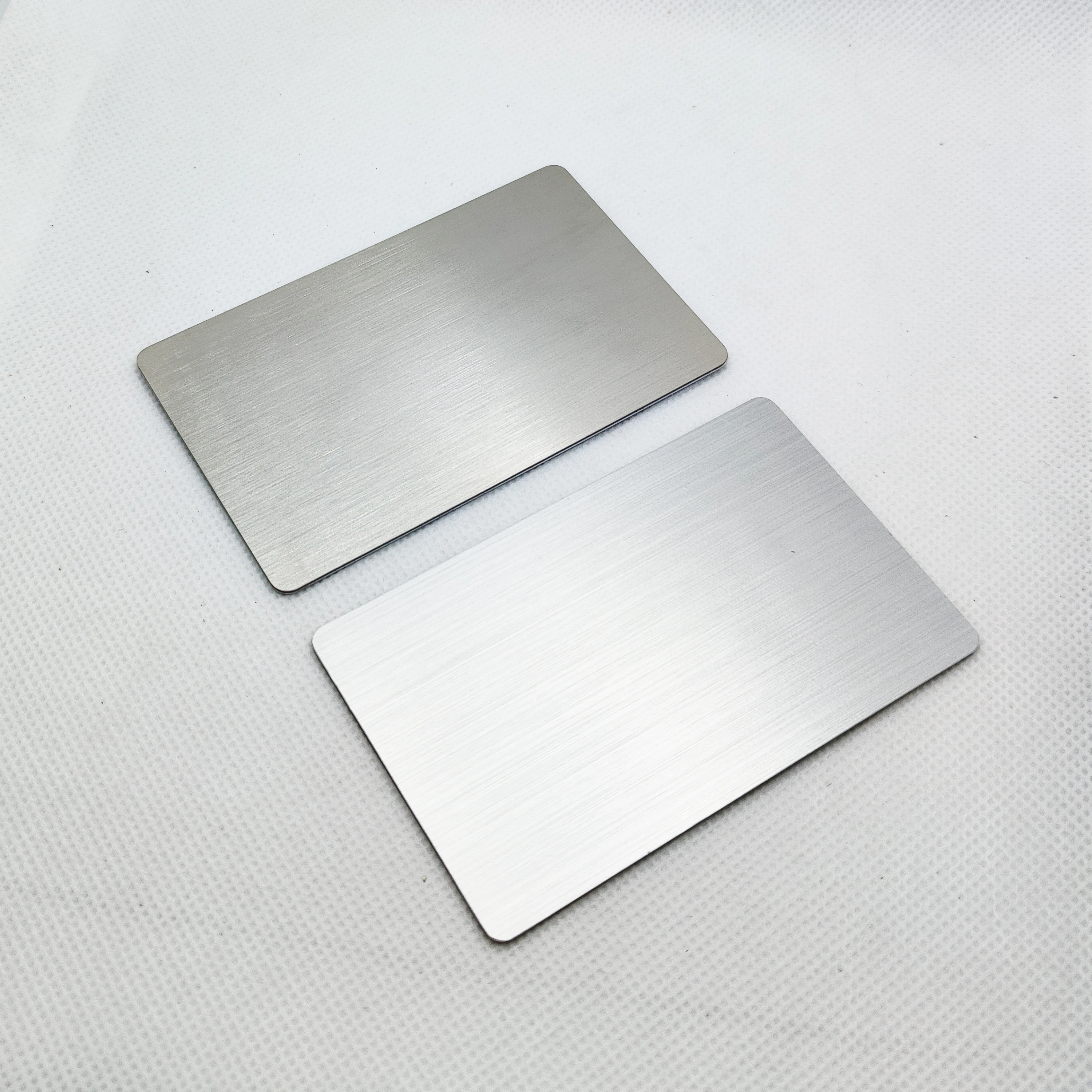 15 Pieces 13.56MHZ 215 Chip Blank Metal and PVC Hybrid NFC Social Identification/Access Control/Business Card