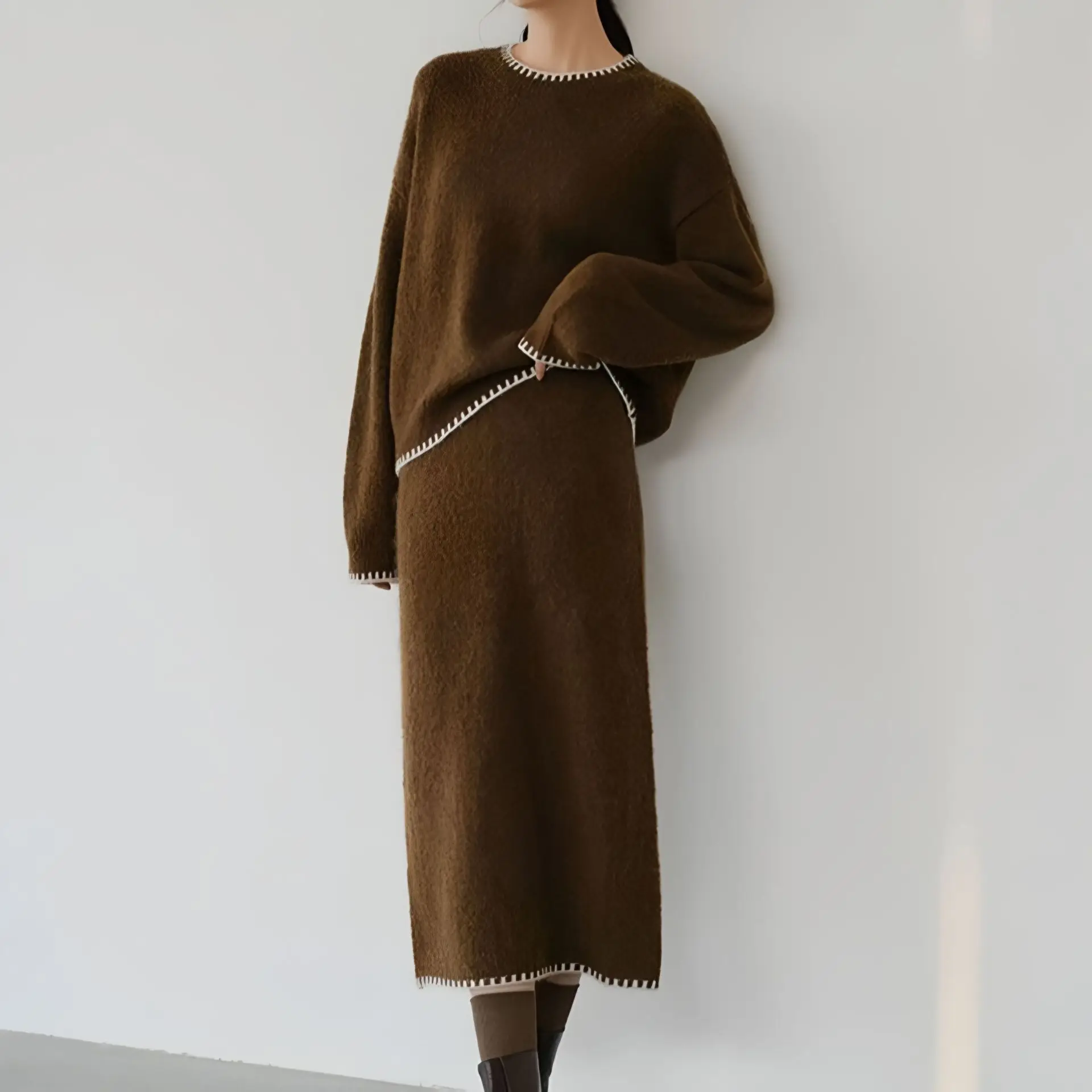 

Модный вязаный свитер, юбка, комплект с круглым вырезом, короткая юбка средней длины с цветными блоками, комплект из двух предметов для женщин, стиль для поездок на работу