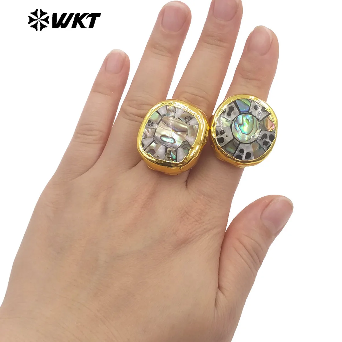 

WT-MPR144 Classic Style Round And Square Shape Natural Shell Unisex Opeaning Ring With 18k Gold Plated Accessory
