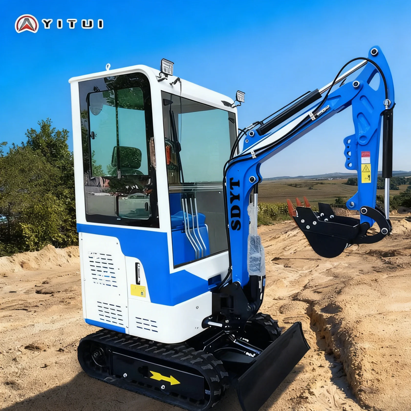 حفارة صغيرة مدمجة مخصصة 1.5 طن - محرك كوبوتا قابل للتخصيص حفار صغير للاستخدام في المنزل/الحديقة ذات المساحة الضيقة