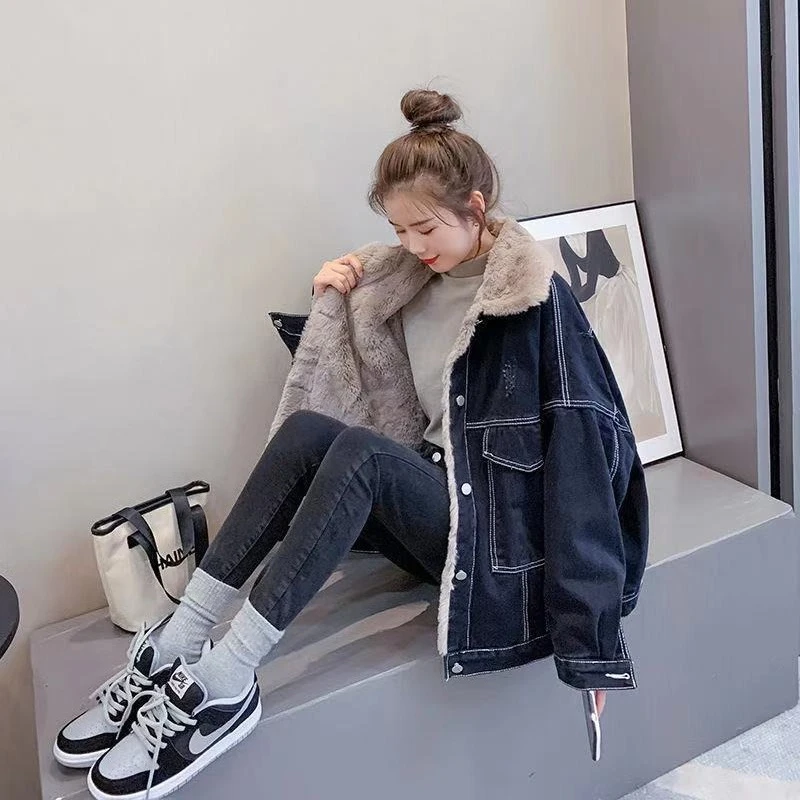 Women's Oversized Casual Denim Fall Winter Korean Style Short Cotton Coat With Lamb Wool Lining Warm For Petite Students