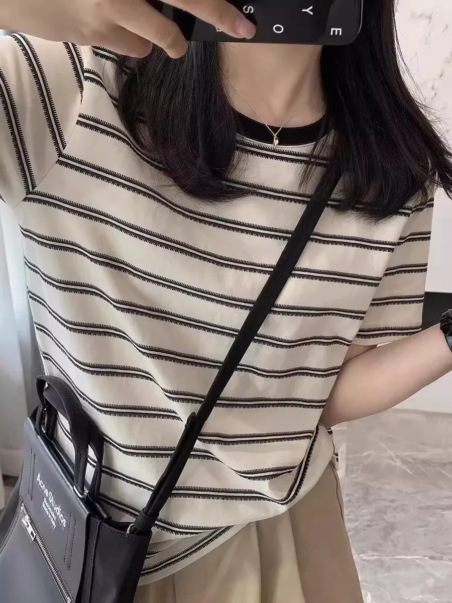 

Slimming Stripe Design round Neck Short Sleeve Women's T-shirt Loose Fit Casual Summer 2026 Korean Style Comfortable Top