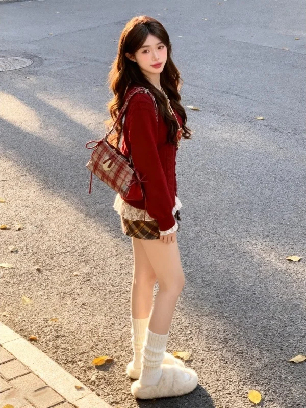 

Cisas Theme Red V-Ne Twisted Sweater Cardigan Women's Winter Faion Sensation Long Sve Knitted Top Inner Wear