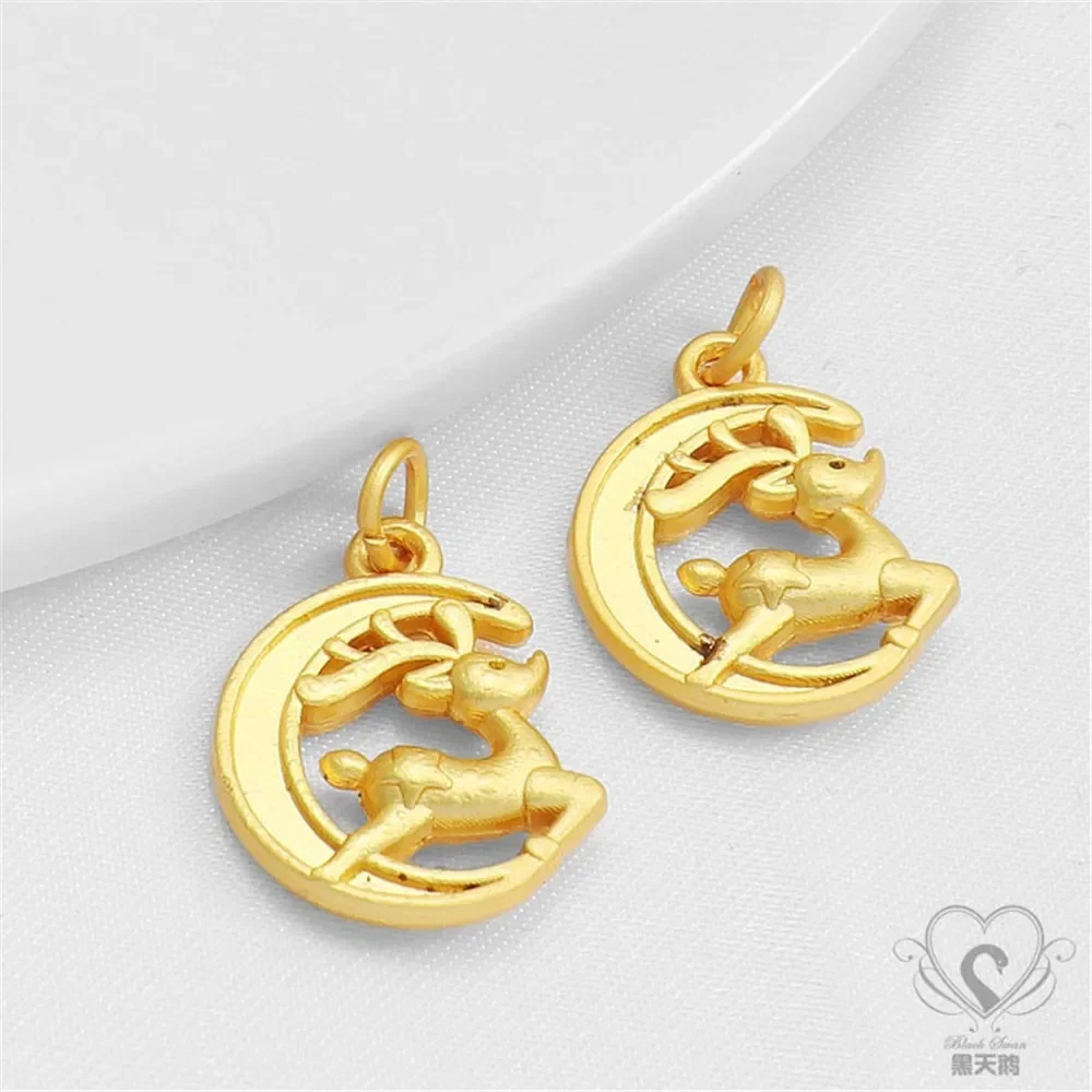 

1pcs 18k Gold Color Matte Gold Inlaid Zircon Moon Rabbit Deer 15mm Pendant Diy Bracelet Necklace Accessories Charm Pendant