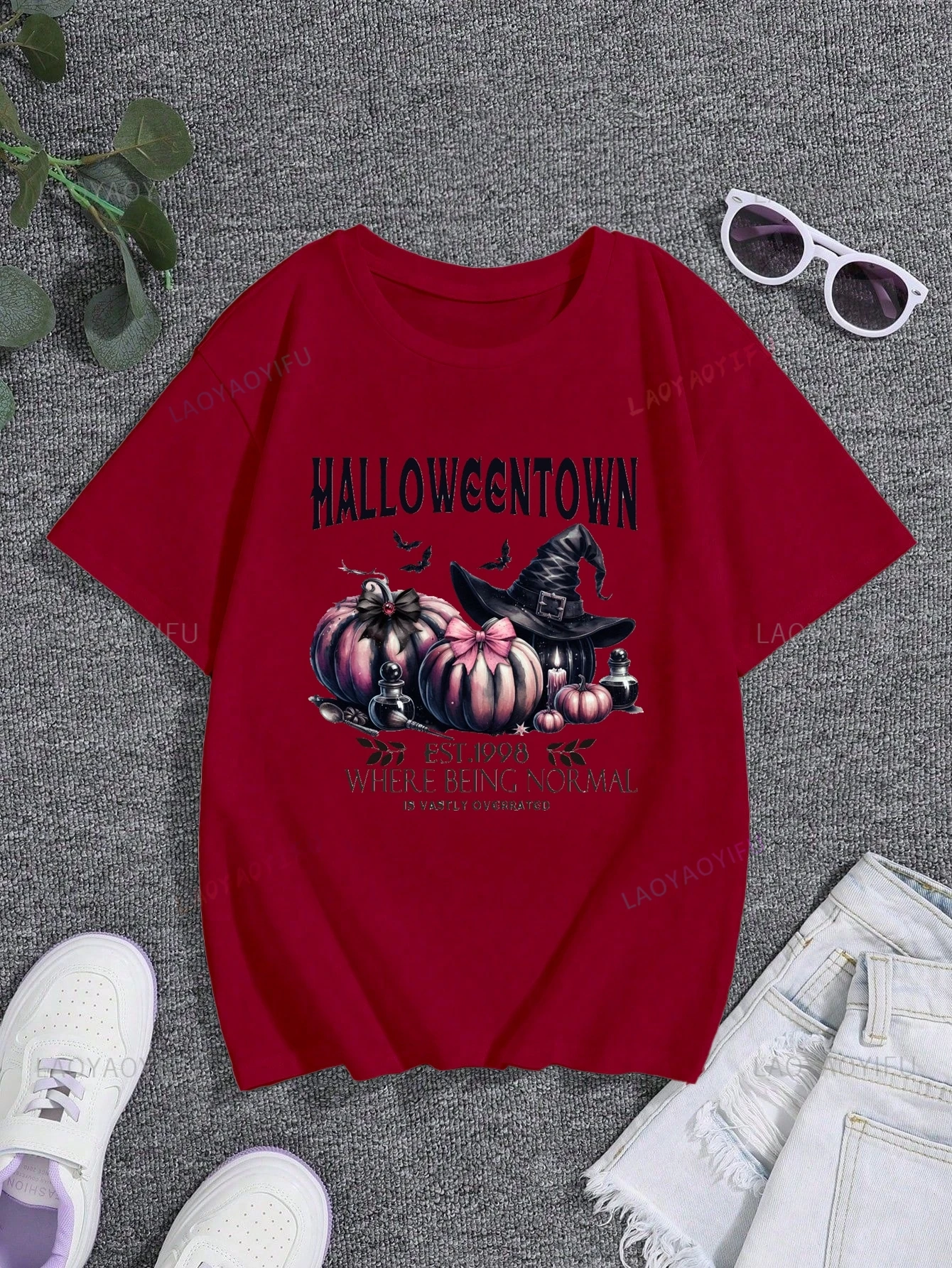 ハロウィンを祝いましょう - 魔女の楽しい漫画グラフィックシャツ、お祭りパーティー、ユニセックストップ、日常ファッション、カジュアルコットンTシャツ
