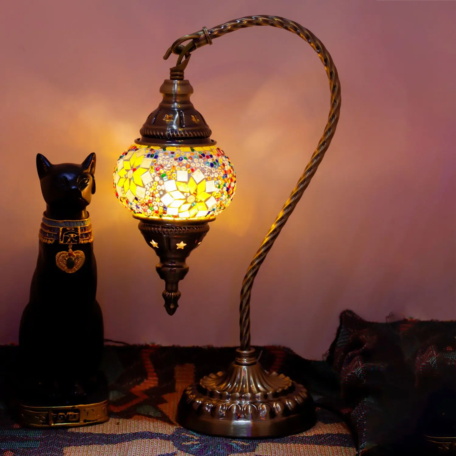 Romantic style Turkish retro swan platform lamp bedroom tea room study exotic bedside table lamp