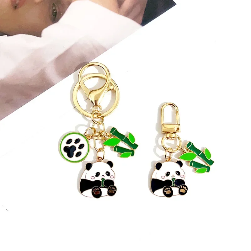 Cute Chengdu Giant Panda Keychain Chinese Style Cartoon Keyring National Treasure Metal Key Chain Pendant Souvenir Handheld Gift