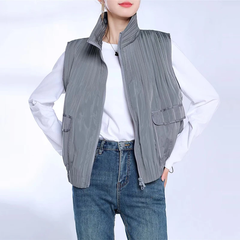 GGHK Miyake Pleated Fall and Winter Women Vest Vest Solid Color Lapel Zipper Pocket Design Casual Vintage Female Jacket