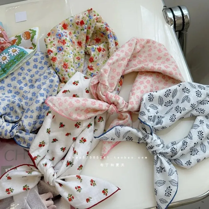 Soft Floral Polka Dot Cotton Linen Bandana, Vintage Fresh Neckerchief, Multi-use Head Wrap Waist Decor Scarf for Daily Wear