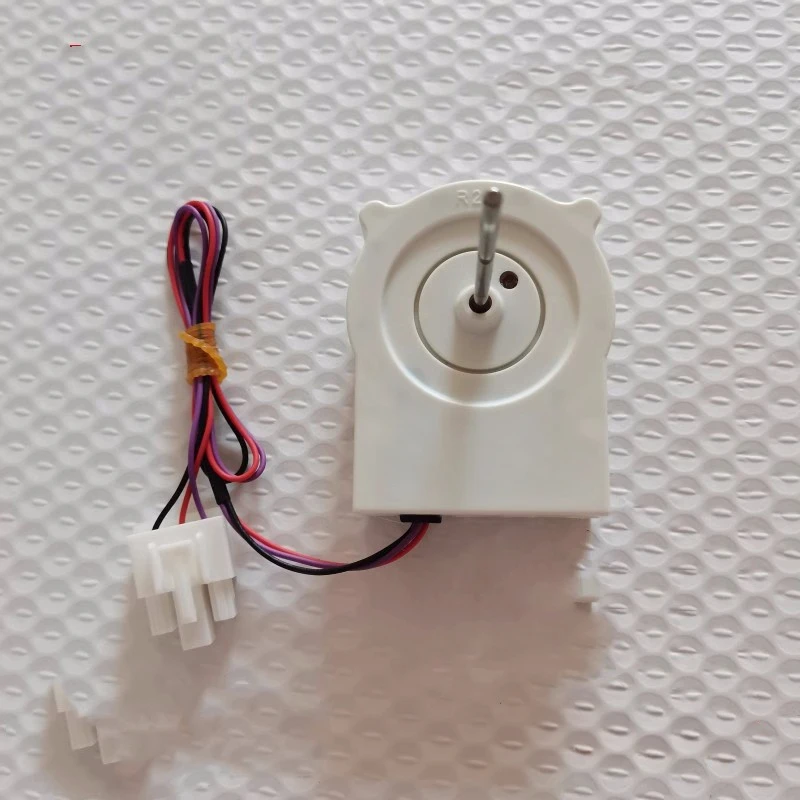 

Охлаждающий двигатель постоянного тока для холодильника Haier DC13V ODM-001F-2F23 EAU 60694508 НОВИНКА