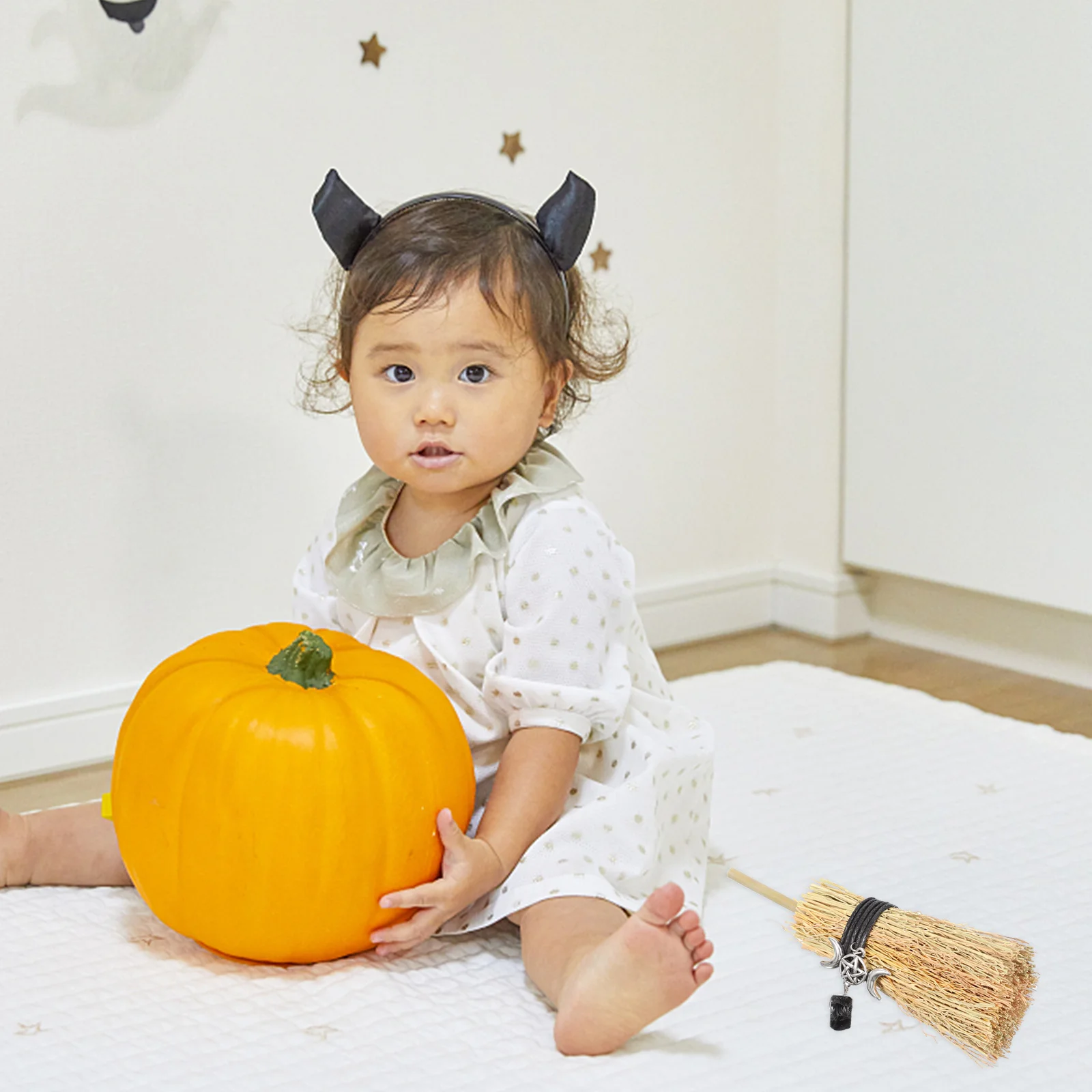 

1 шт., мини-опора, маленькая ведьма, вечеринка на Хэллоуин, костюм, мяч, декор, подвесное украшение, реквизит для фото, ведьма, метла, декор, подвеска для метлы