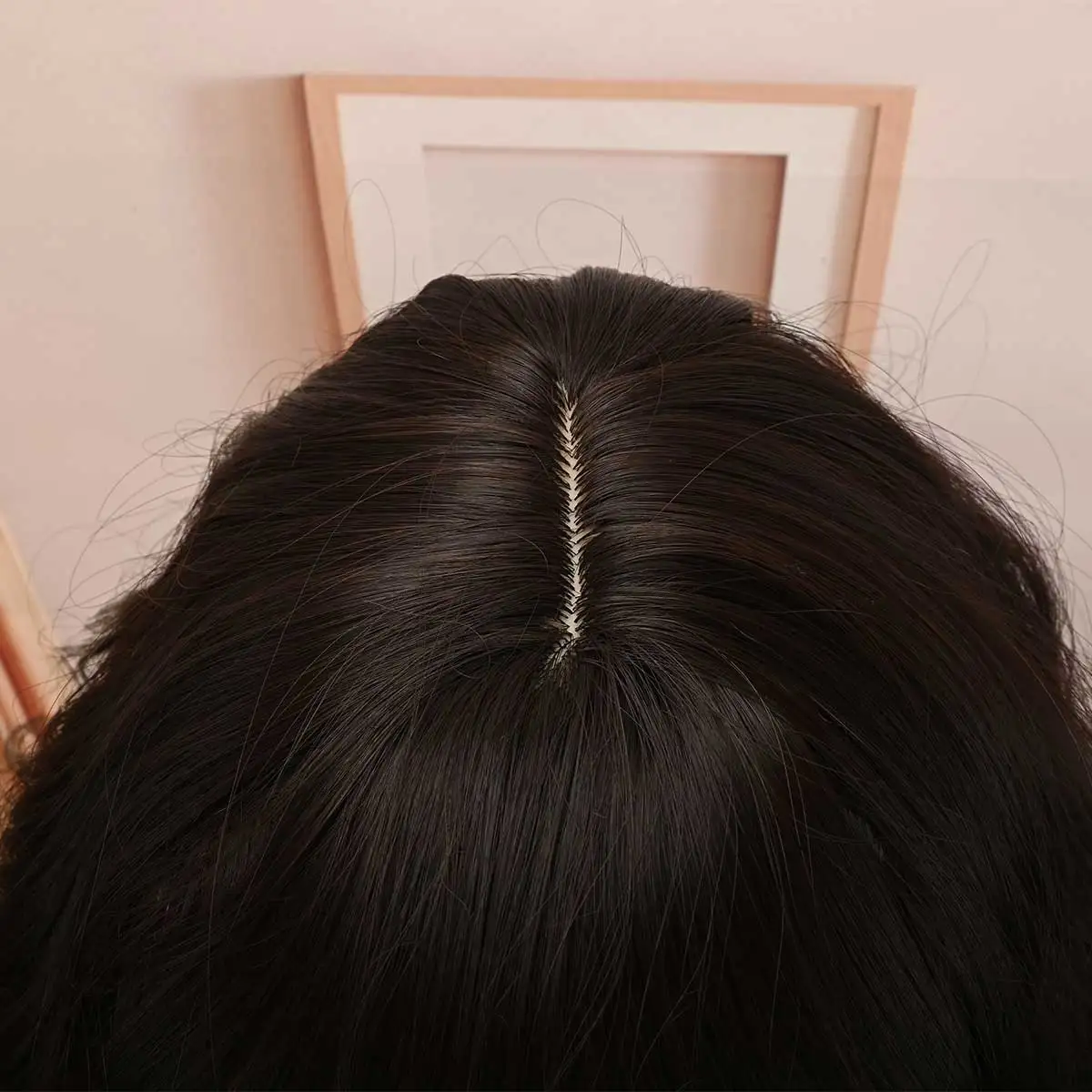 Dark Brown Wavy Bob Wig with Bangs, Heat‑Resistant Synthetic Glueless Wig Natural Looking Daily Fashion Wig
