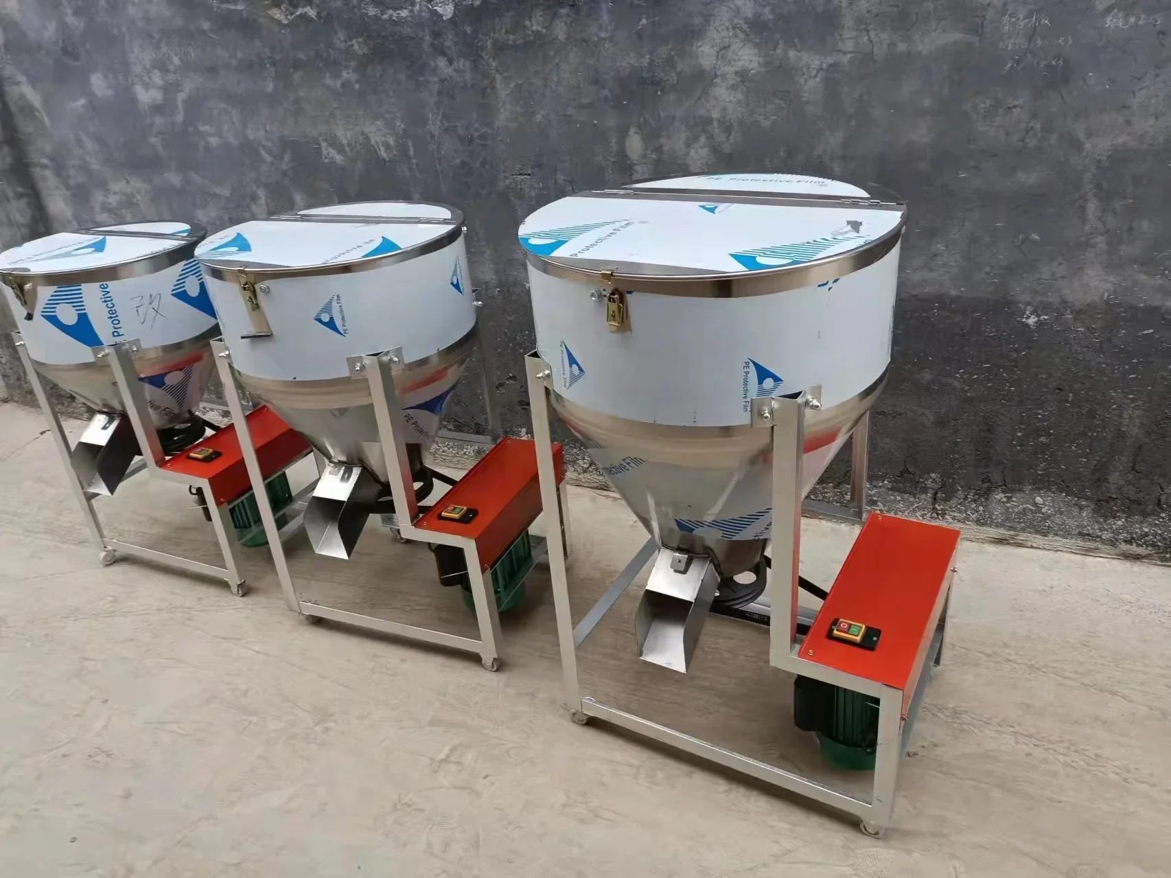 Poultry Animal Chicken Feed mixer 50 75 100 200 300 kg Pellet Mill Cattle Feed Making Machine