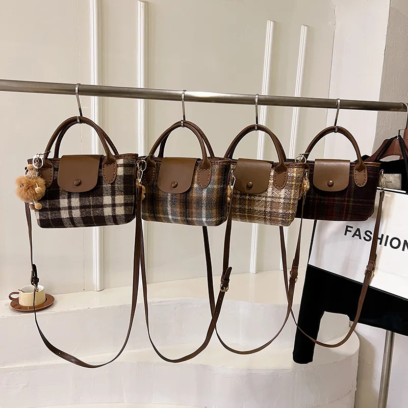 

Ladies' Crossbody Bags Plaid Retro Korean Fashionable Versatile Trendy Handbags High-quality Portable Crossbody Bags For Girl