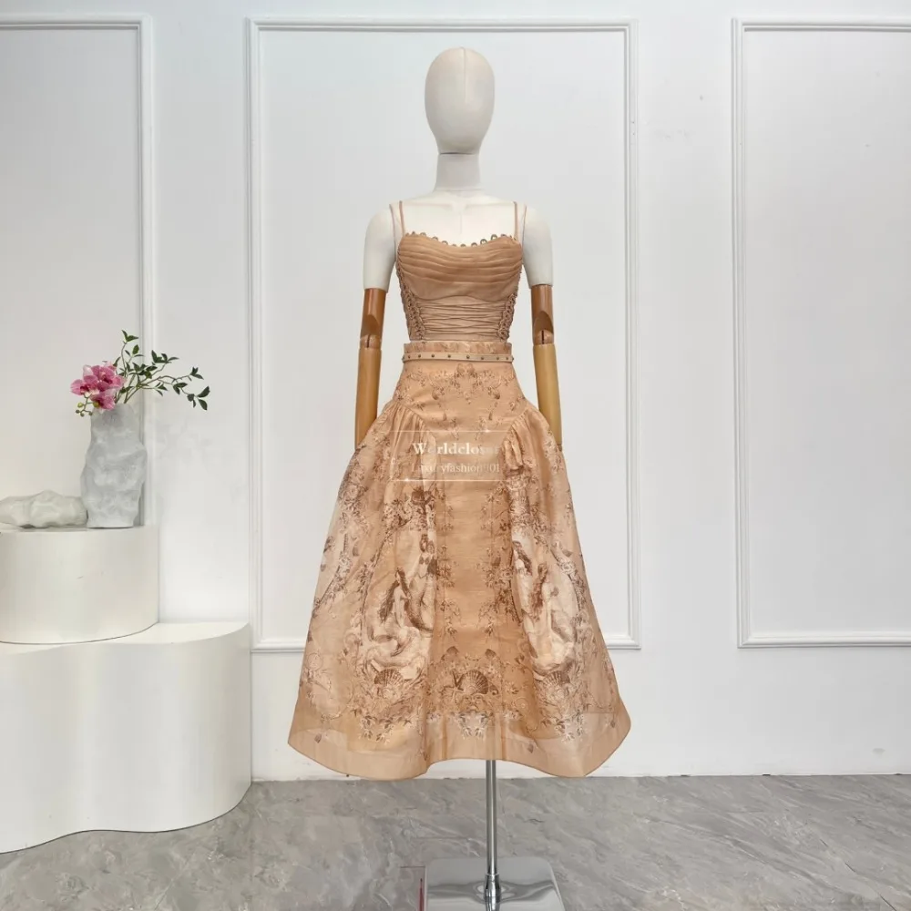 เสื้อกั๊กลายเงือกสีน้ำตาลอ่อนและชุดกระโปรงยาวปานกลางคุณภาพสูงเหมือนในรูปปี 2025