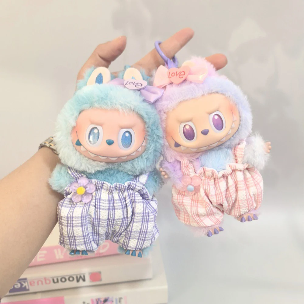 

Для 17 см Labubu 3,0 Big Into Energy Series одежда комбинезон в клетку с бантом для волос аксессуар для волос для Labubu сладкий наряд