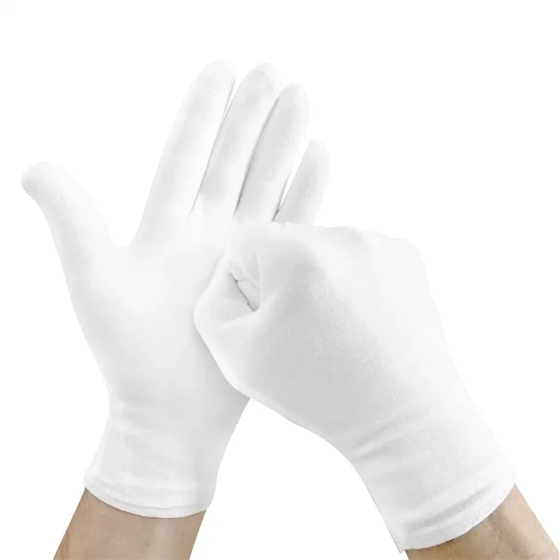 Thumbnail 2 - #62 Cleaning Gloves Comparison Guide