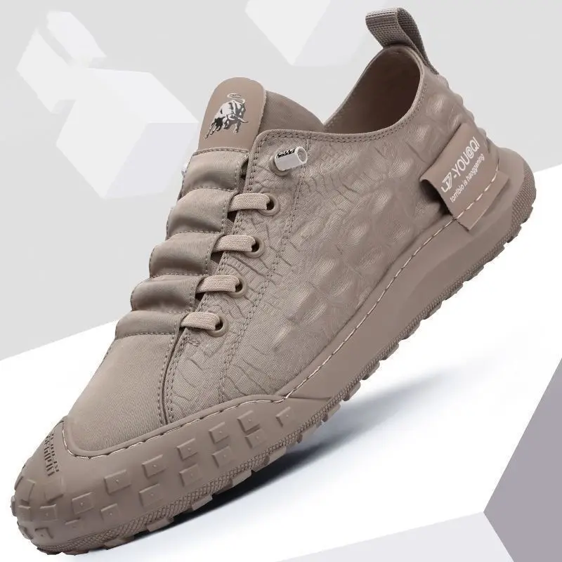 

Men's Casual Slip-On Work Shoes Spring Autumn Breathable Waterproof Non-Slip Beijing Style Cloth Shoes Comfortable Fashionable