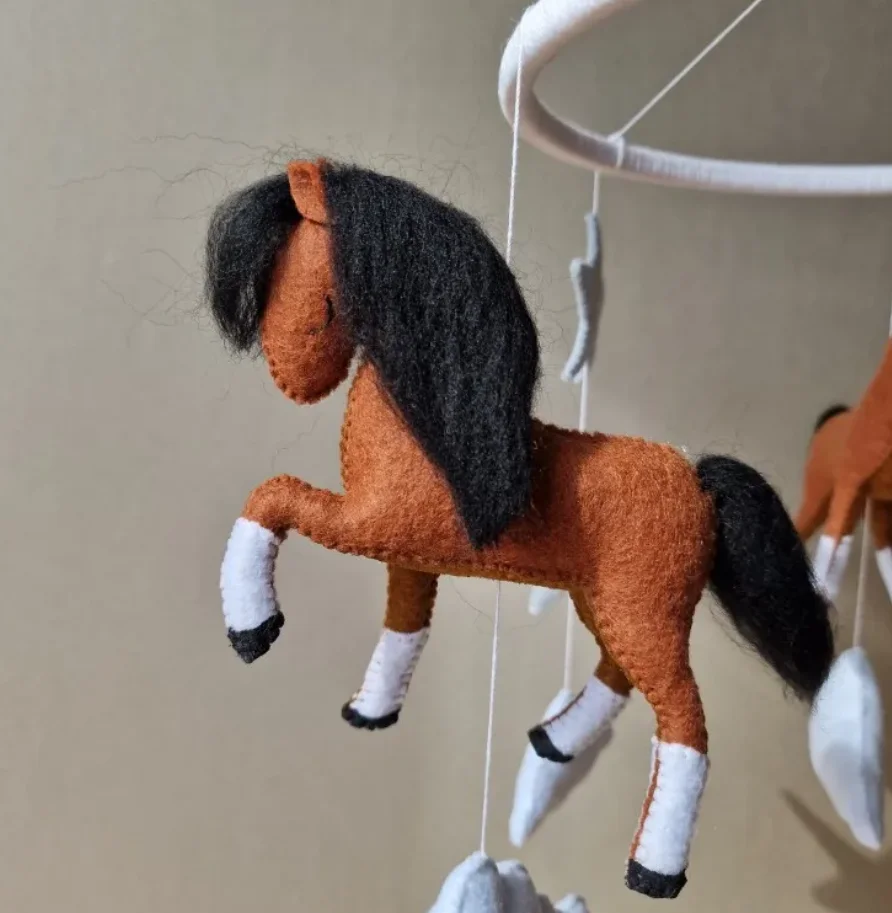 Red White Green Soft Felt Fabric For Needlework DIY Sewing Dolls Crafts/  Non-woven/Polyester Cloth 45CM*110CM