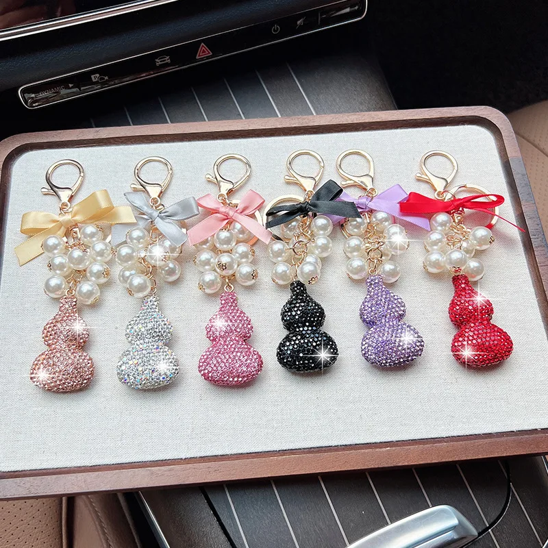 

Креативный новый брелок для ключей в форме маленькой тыквы с жемчужной нитью и стразами, модный персонализированный кулон для сумки с блестящими бриллиантами