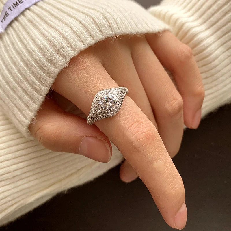 Creative and Authentic S925 Silver Niche Design Full Diamond Large Round Diamond Ring for Men and Women, Same Style, High-end