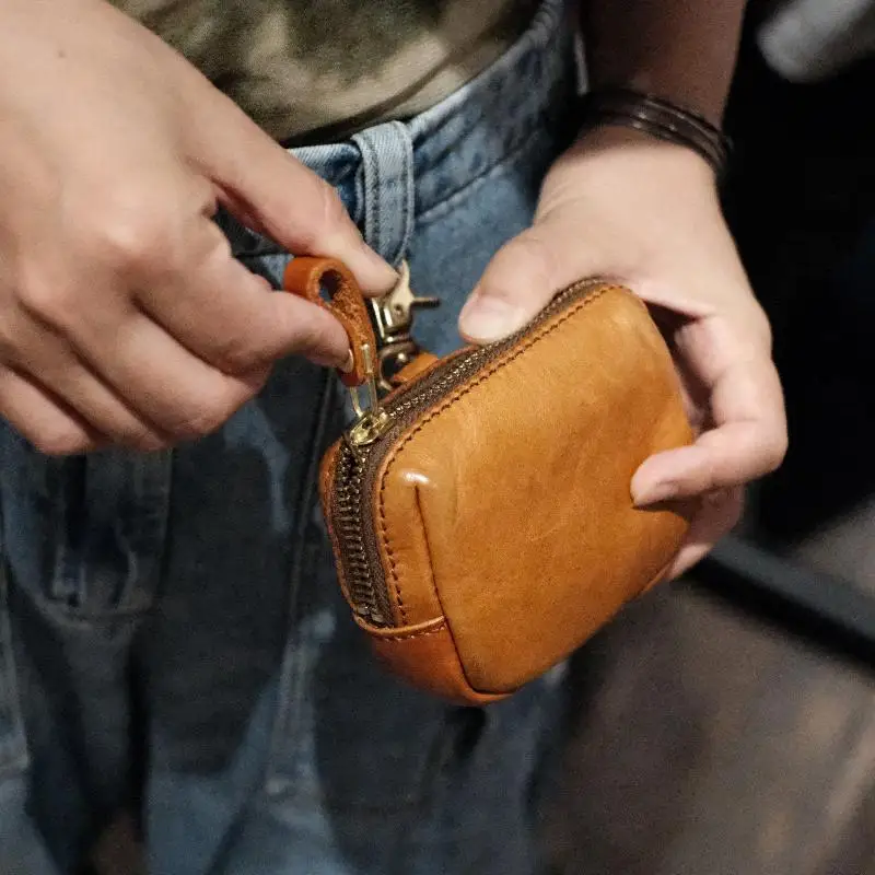 PU-Leder Doppel-Münzbörse in Kaffeebraun, Unisex, Kompakt, Multifunktional, Mini-Karten- und Kopfhörer-Aufbewahrungstasche – Detail 5