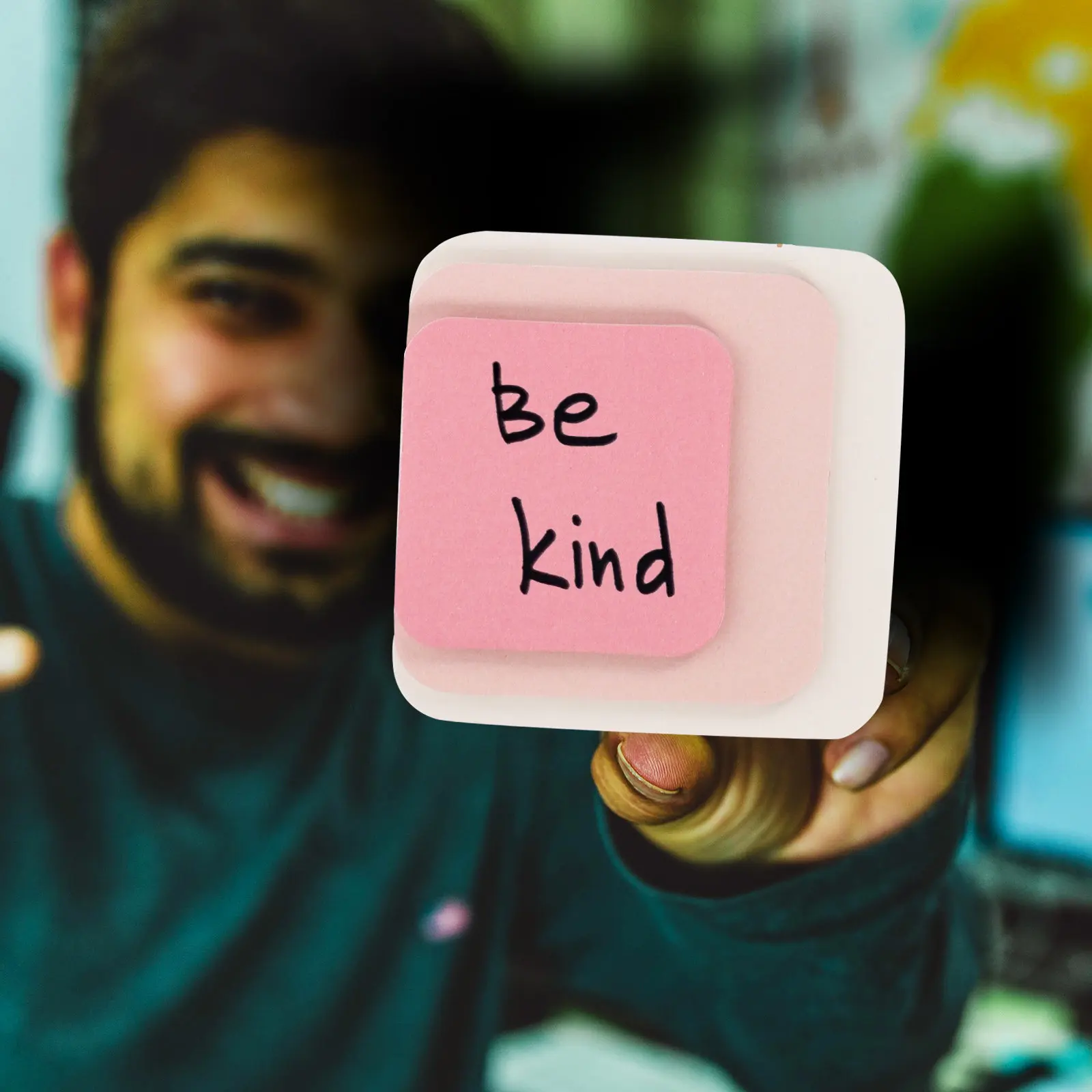 

4Pcs Lovely Memo Pads Smooth Writing Self-Adhesive Note Pads Compact Tearable Page Markers for Reading Books Files Students