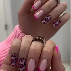 24PCS Leopard Print Nail Art Press on Nails Full Cover False Nail with Jelly Stickers Fake Nail Nail Tips For Women Girl