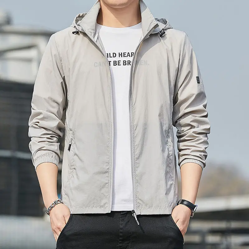 2023 Summer Sun Protection Skin Coats Men Ultra-Light Sportswear Hooded Outwear Men Windbreaker Casual Solid Color Jackets