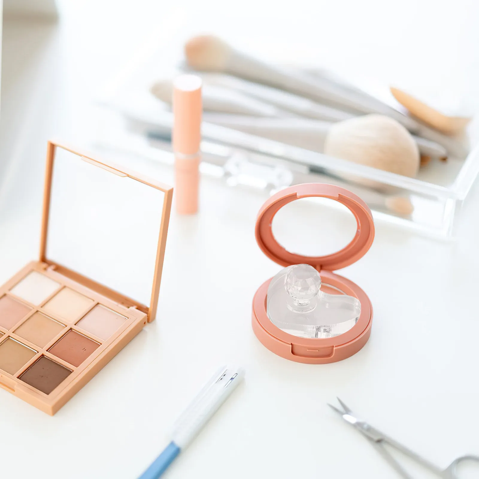 Delicate Blusher Repairing Stamper DIY Makeup Pressing Tool Heart Shape Stamp Blush Eyeshadow Press Mold Makeup