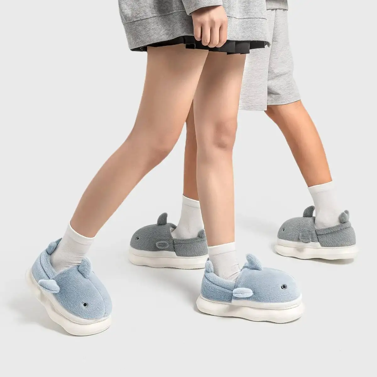 

Winter Indoor Home Slippers For Women Whale Design Anti Slip Warm Heel Covered Soft Sole Fleece Lined Thickened Thick Soled