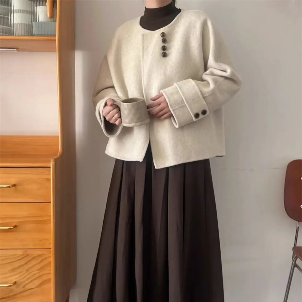 

Premium Design ort Woolen Jaet Women's Loose Fit Autumn Winter New Sle Korean Version Slimming Beige Color Top