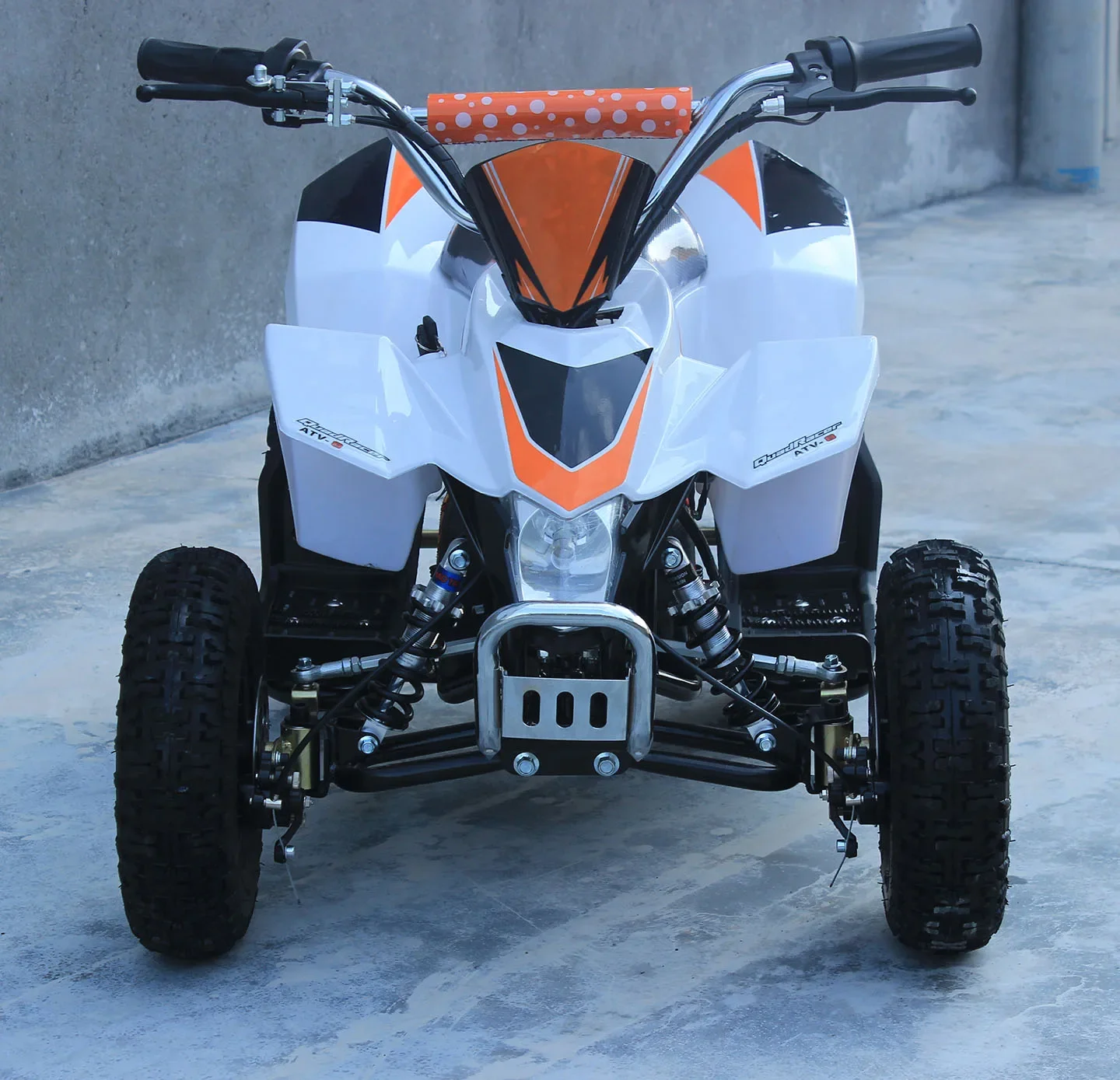 Zabawka elektryczna ATV o pojemności 49 cm3 z certyfikatem CE, automatyczny quad 2WD dla dzieci, napęd łańcuchowy, dysk