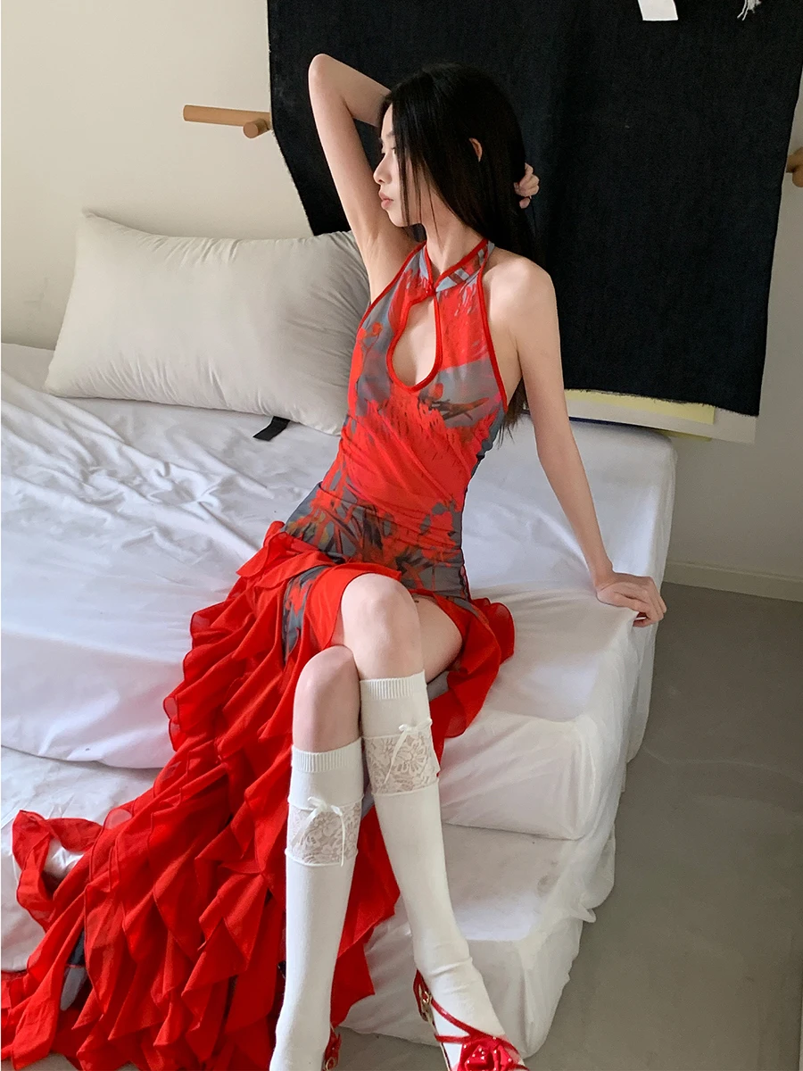 ReddaChic 女性花柄メッシュレッド袍ドレスオフショルダー背中の開いたカットアウトフリルスリットチャイナウエディングパーティー夏服