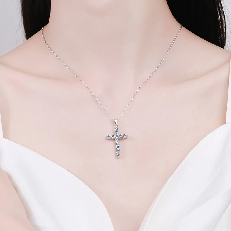 D Color Moissanite Jesus Cross Pendant for Women Men S925 Silver 18k White Gold Plated Diamond Necklace Wedding Jewelry Gift