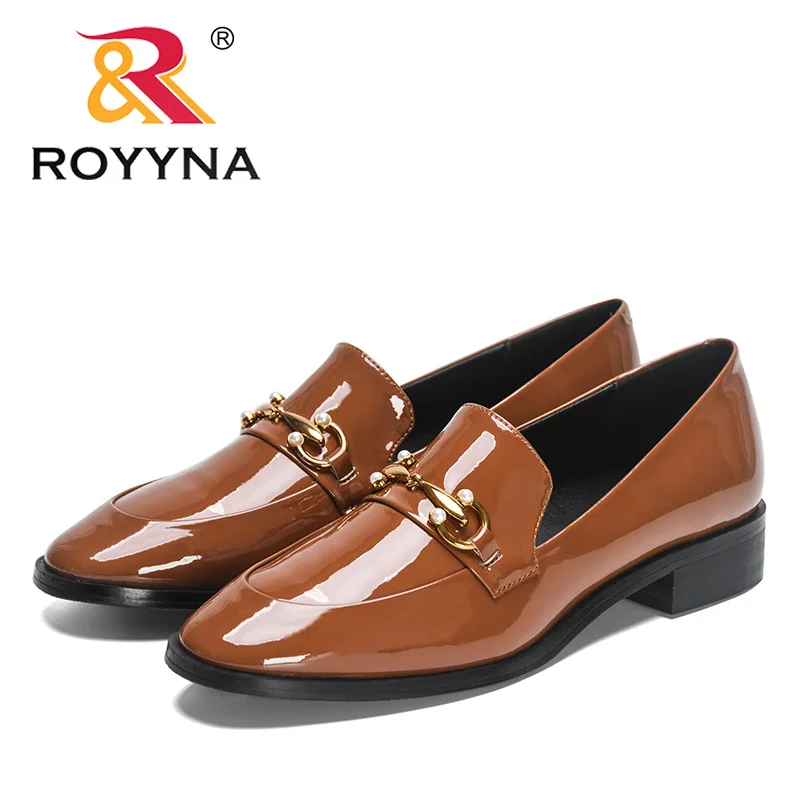 ROYYNA 2023 New Designers High Heels Shoes Women  Korean Style Shoes Ladies Chunky Heels Round Toe Patent  Footwear Fashion shoe