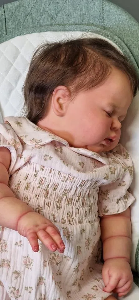 ตุ๊กตาเด็กเกิดใหม่ขนาด 24 นิ้ว รุ่นพิคเคิล ผมปลูกด้วยมือ ตัวทำจากผ้าเนื้อนุ่ม น่ากอดเหมือนจริง สำหรับเด็ก เป็นของขวัญ ของเล่นกอด ​