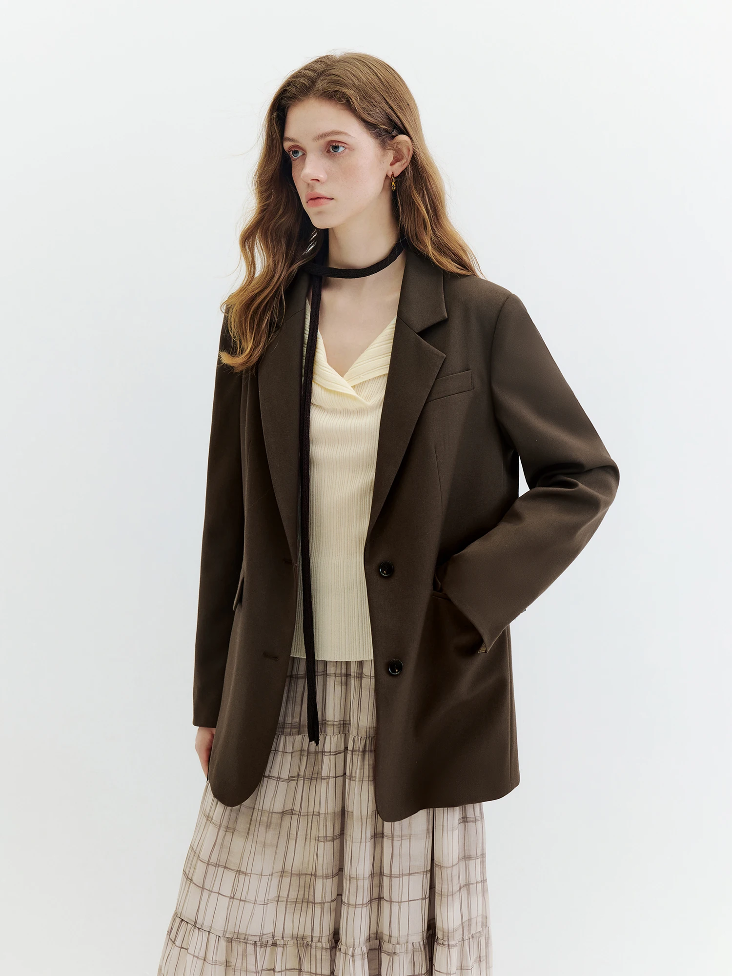 FSLE Retro-style Commuter Color-blocked Turn-up Cuff Blazer for Women 2026 Autumn New Style Single-breasted Coat Solid