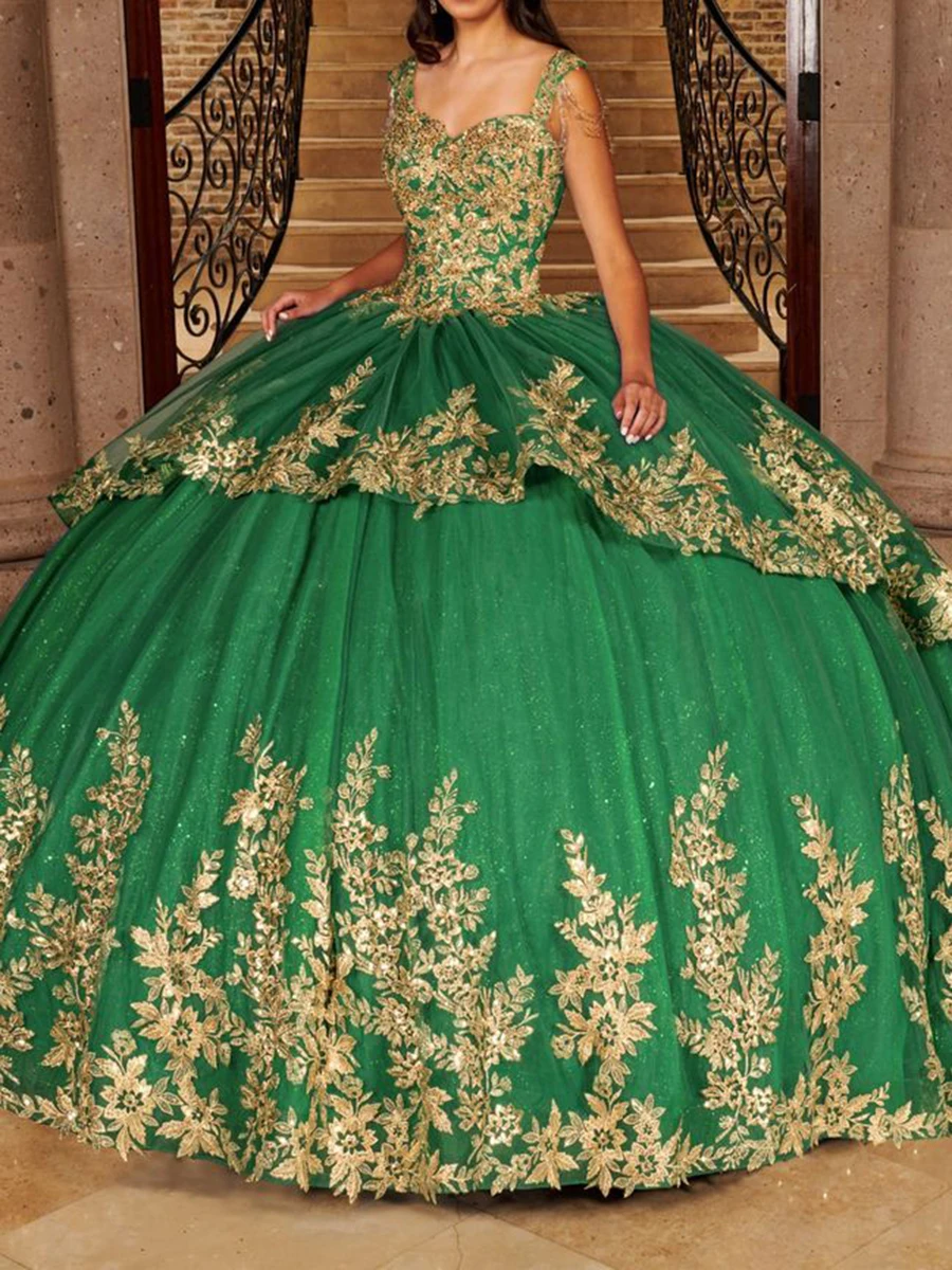 女性用にカスタマイズされたレースのボールガウン,豪華なドレス,エレガントで光沢のある,アップリケとレース,グリーンのチュール,電車,ウエディングとイブニング,2024