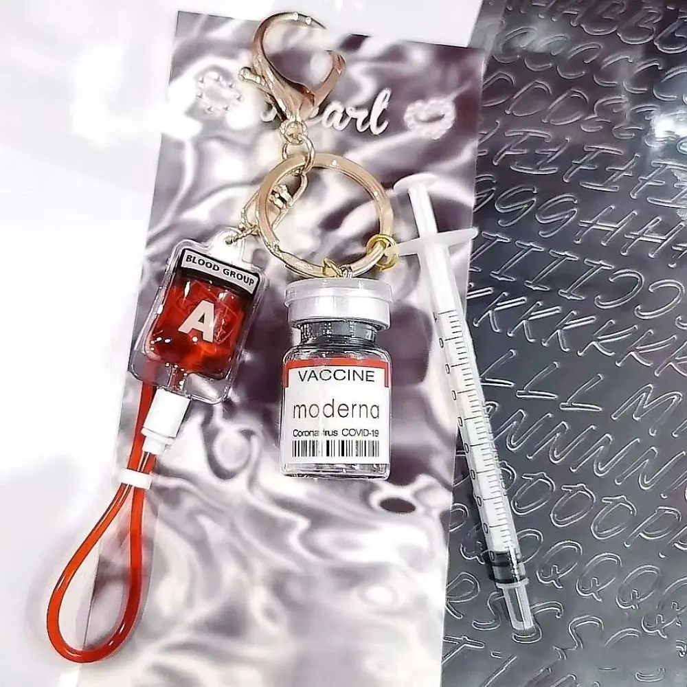 Type A B O AB Plasma Blood Bag Keychain PVC Bag Charm Blood Bag Pendant Fashion Unique Halloween Blood Pendant