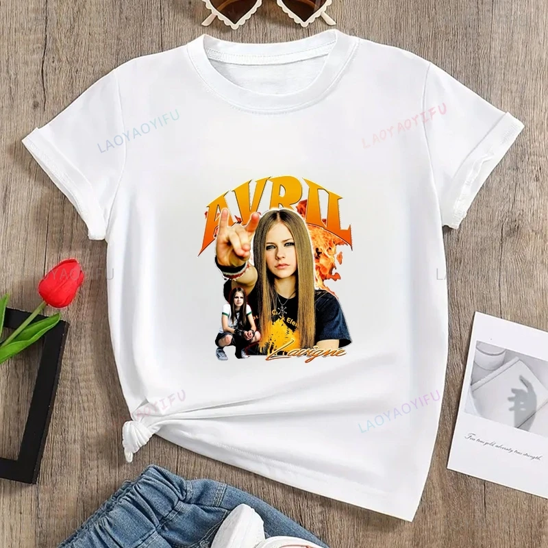 Famous Avril Ramona Lavigne Classic Poster Fashion Print Shirt for Women, New Casual Everyday Wear, Cotton T-shirt for Women