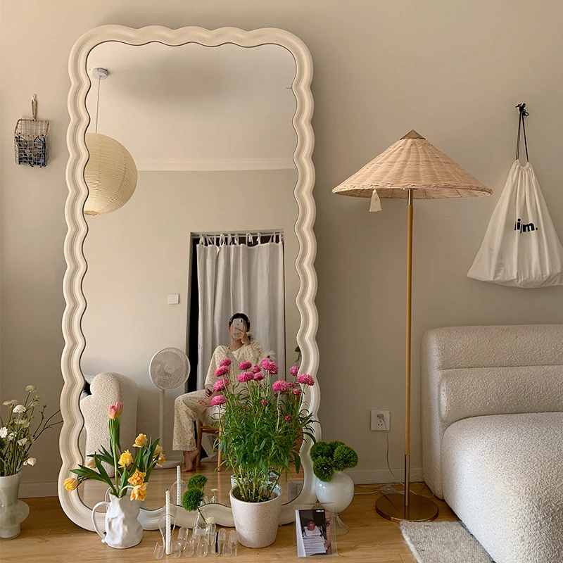 

European Wavy Mirror Minimalist Decoration Dressing Design Create Mirror Funky Square Aesthetic Spiegel Wand Home Decorations