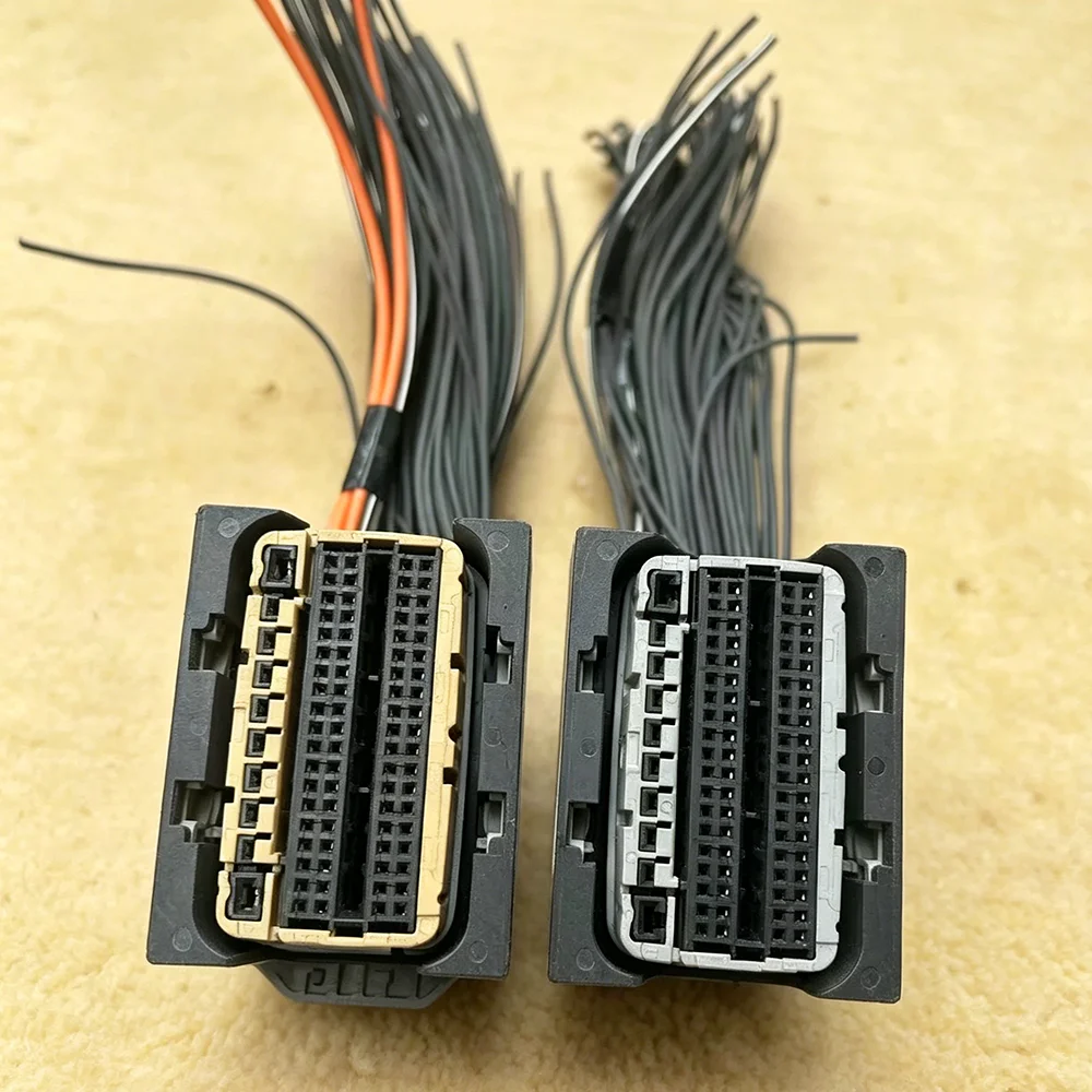 Original ECU Connector Computer Board Plug for BENZ 272 270C 271C GIA200 with Full Cables