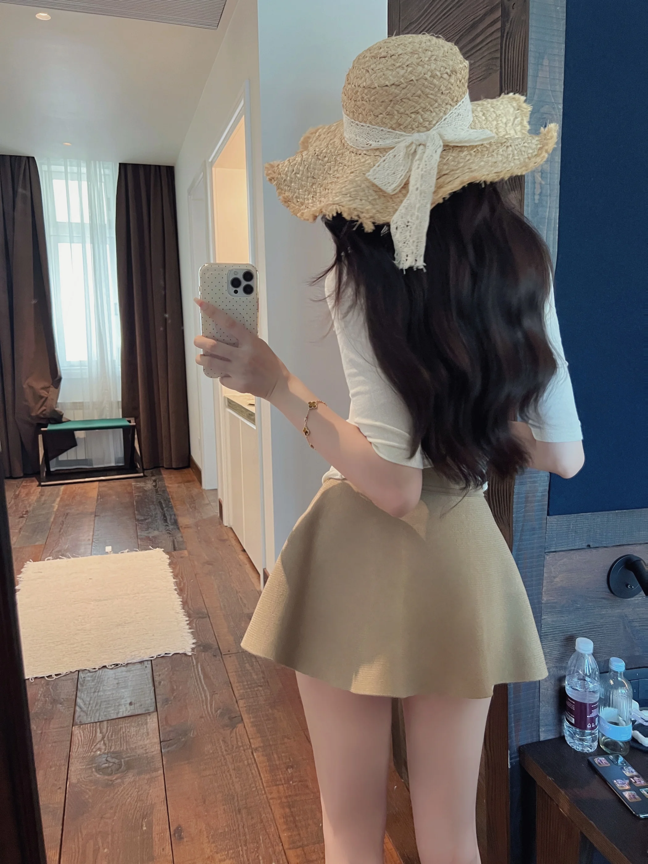 High Waist Knitted Elastic Puffy Skirt Women's Slimming Pure Desire A-Line  Skirt Short Dressing Room Mirror Image