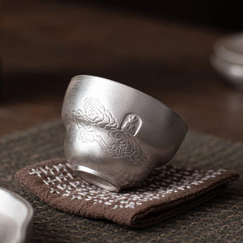 Silver‑Gilded Hand‑Made Ceramic Master Cup Auspicious Cloud Pattern High‑End Kung‑Fu Tea Tasting Cup Household Tea Ware Gift