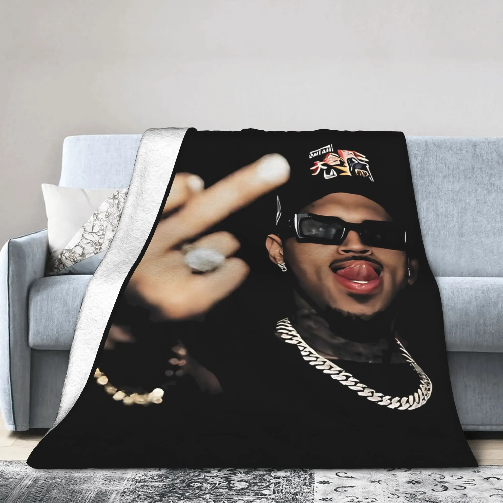 مضحك فنجر كريس براون البطانيات الصوف المطبوعة متعددة الوظائف خفيفة الوزن رمي البطانيات ل أريكة مكتب المفرش #4