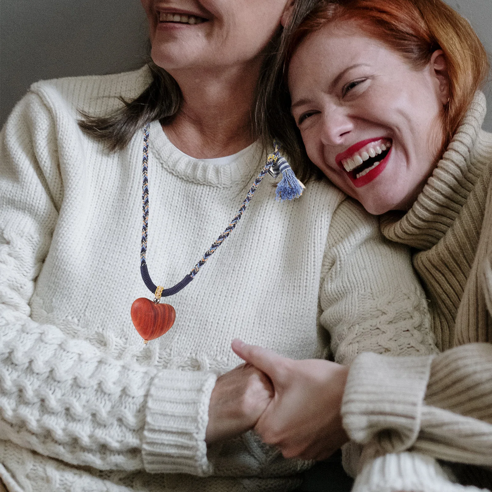 

Heart Necklace Long Pendant Elegant Tassel Sweater Chain Jewelry Women Winter Party Holiday Wedding Daily Wear